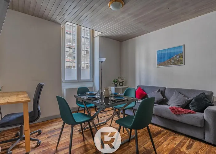 Apartment R'apparts Le Petit Grenoblois - Gare Grenoble